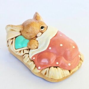 Vintage Pendelfin Peeps Rabbit Figurine Hand Painted Stonecraft England Bunny